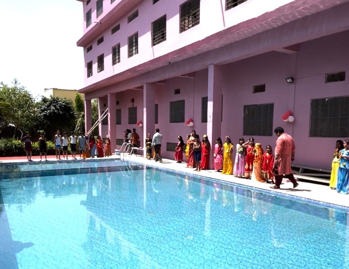 hindi medium school in udaipur